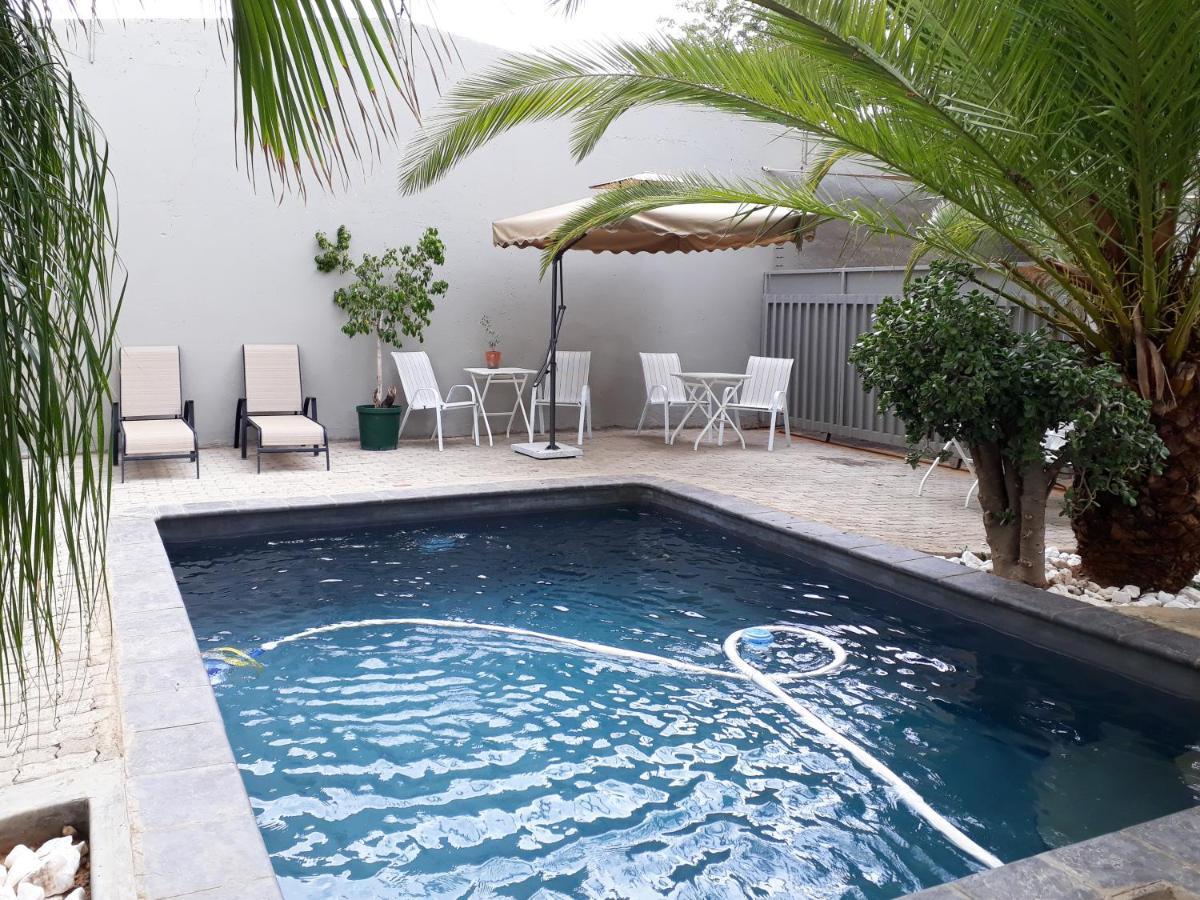Bateleur Self Catering Cc Lejlighed Windhoek Eksteriør billede