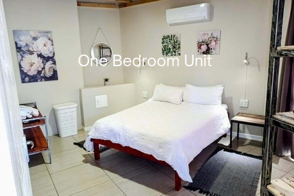 Bateleur Self Catering Cc Lejlighed Windhoek Eksteriør billede