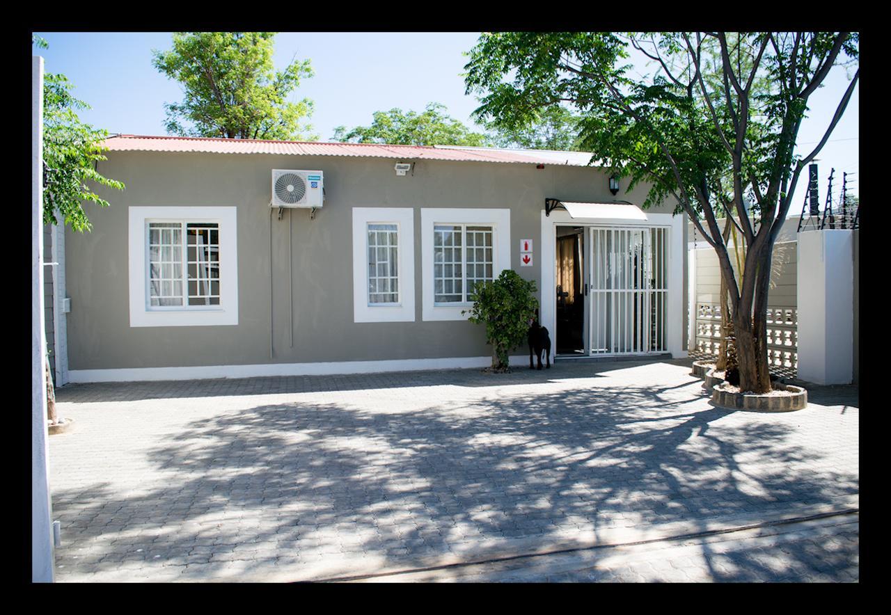 Bateleur Self Catering Cc Lejlighed Windhoek Eksteriør billede