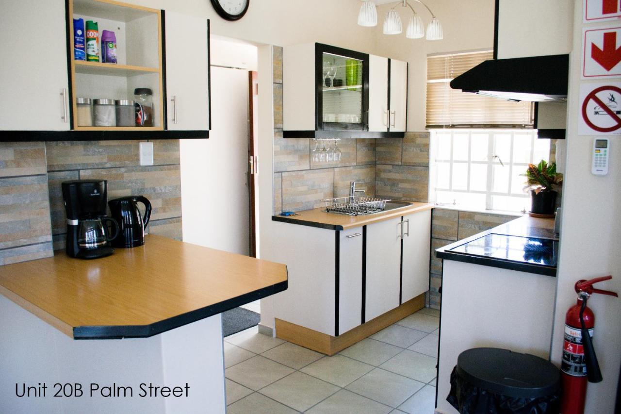 Bateleur Self Catering Cc Lejlighed Windhoek Eksteriør billede